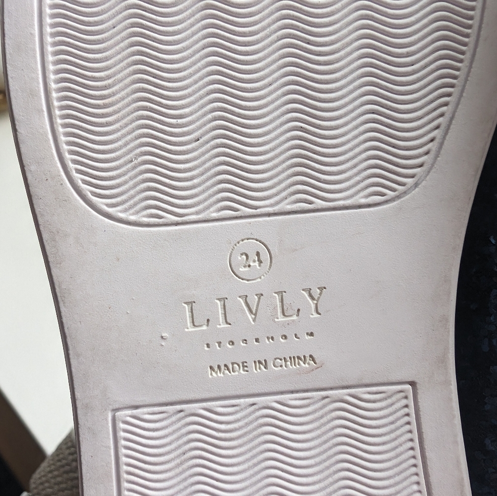 Toddler sparkly shoes by Livly - Picture 4 of 4